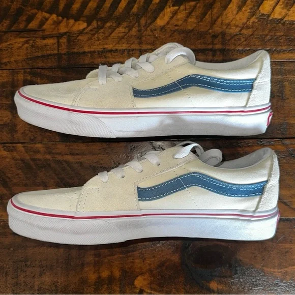 NWOB Vans Sk8-Low White and Blue Women's Sneakers Woman’s Sz 8 - Picture 8 of 10